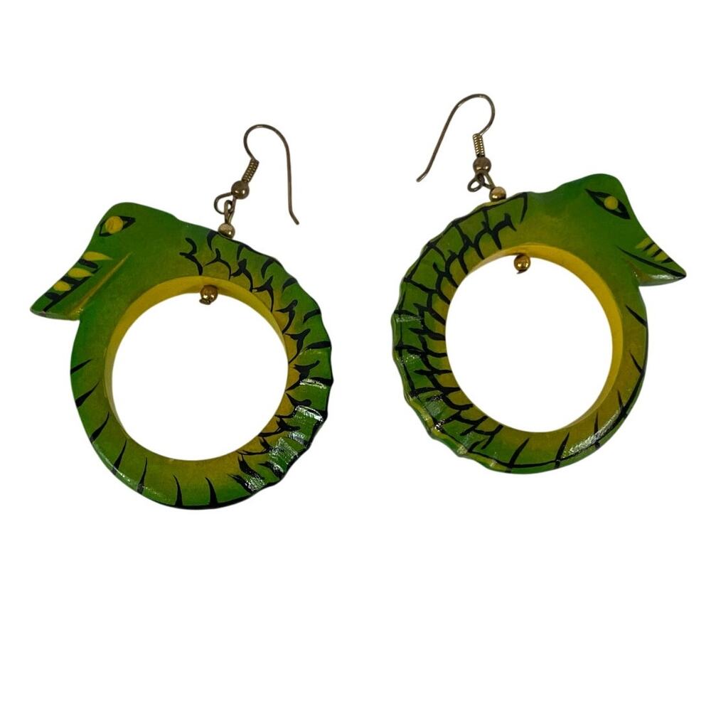 Wood Carved Painted Alligator Earrings 2"x1.75" Round Green Yellow Black Unique - Picture 2 of 7